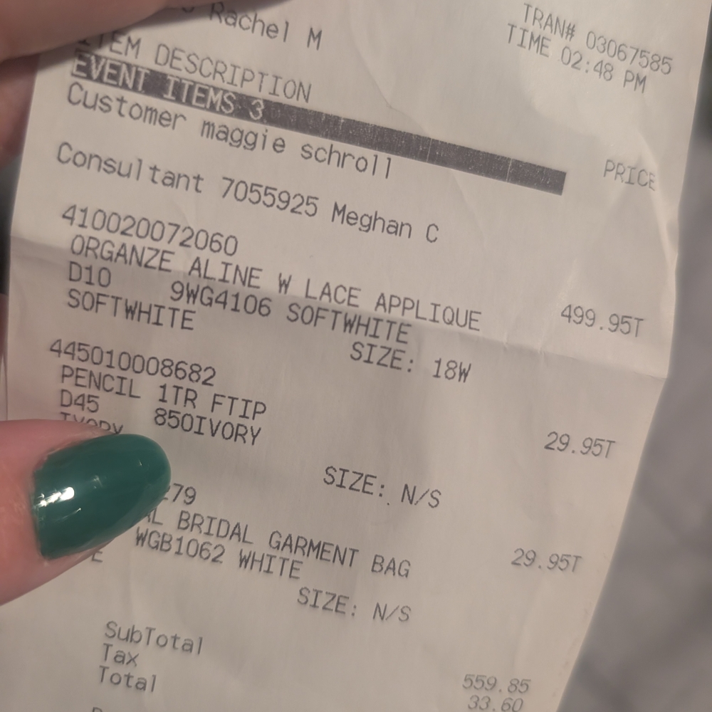 Elegant White Lace Wedding Dress - Picture 7 of 10